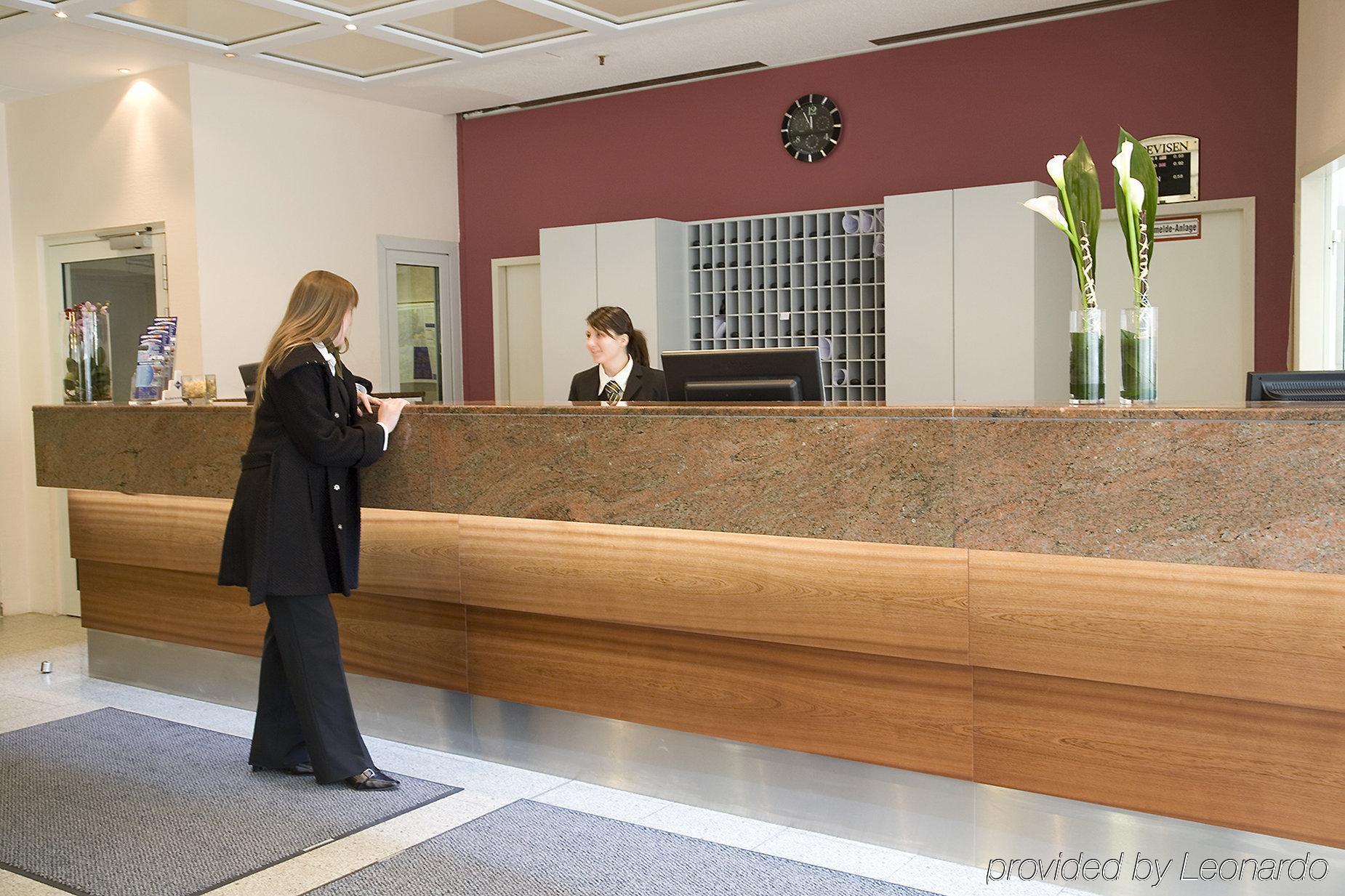 Hotel Excelsior - Central Station Frankfurt pe Main Interior foto