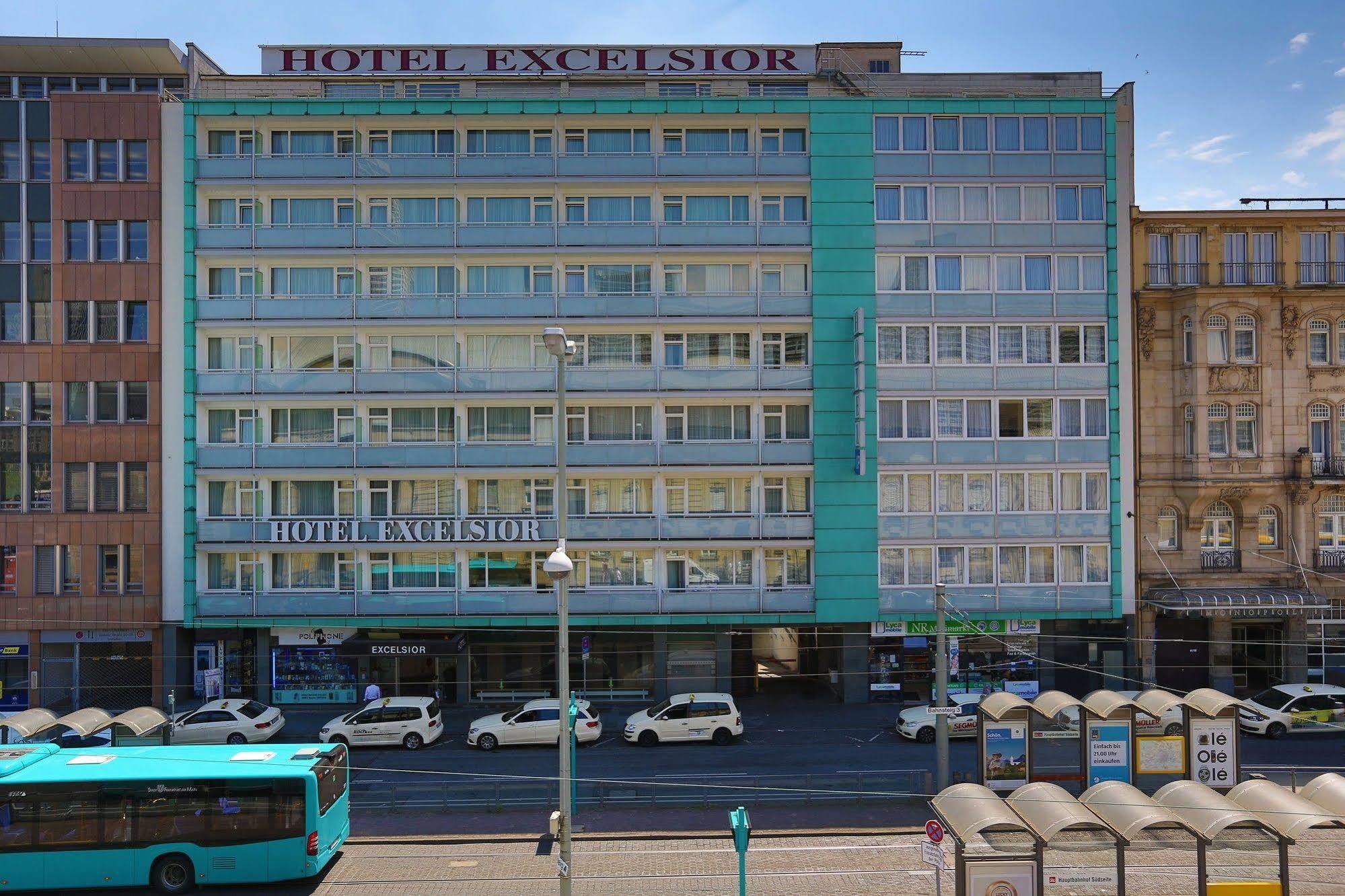 Hotel Excelsior - Central Station Frankfurt pe Main Exterior foto